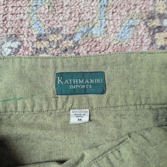 Embroidered Green and Gray Skirt - Picture 2 of 3